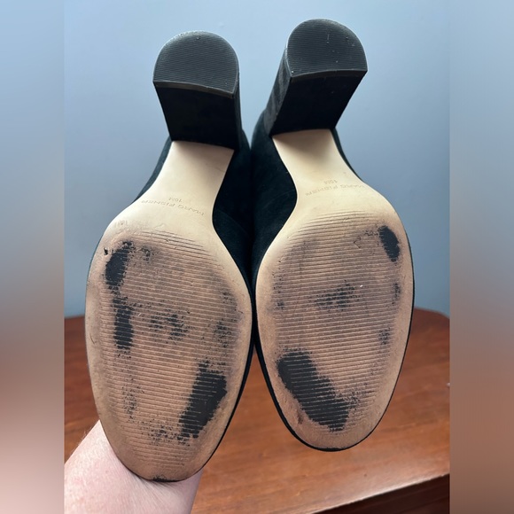 Marc Fisher black suede leather ankle strap pump. size 10M - Picture 13 of 14